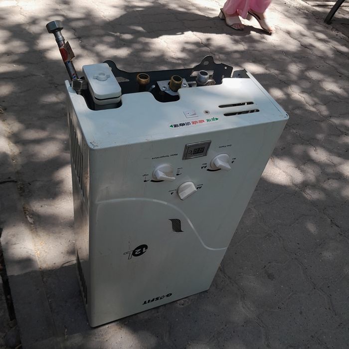 Газовыи водонагреватель