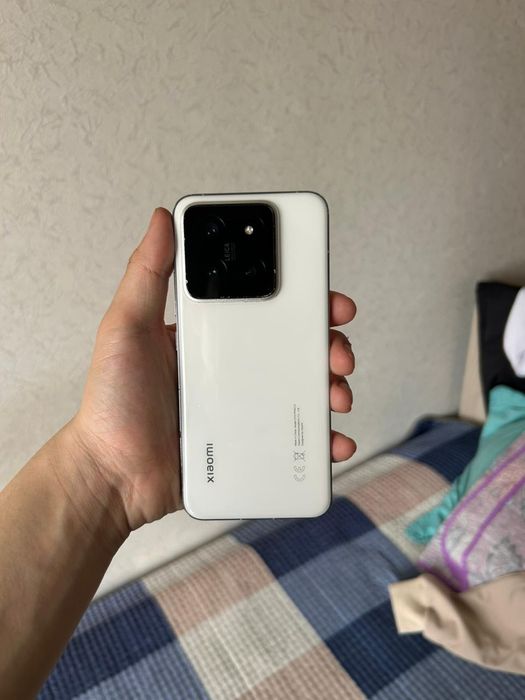 Xiaomi 14 12/256 (обмен либо продажа)