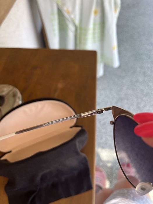 Дамски слънчеви очила Guess