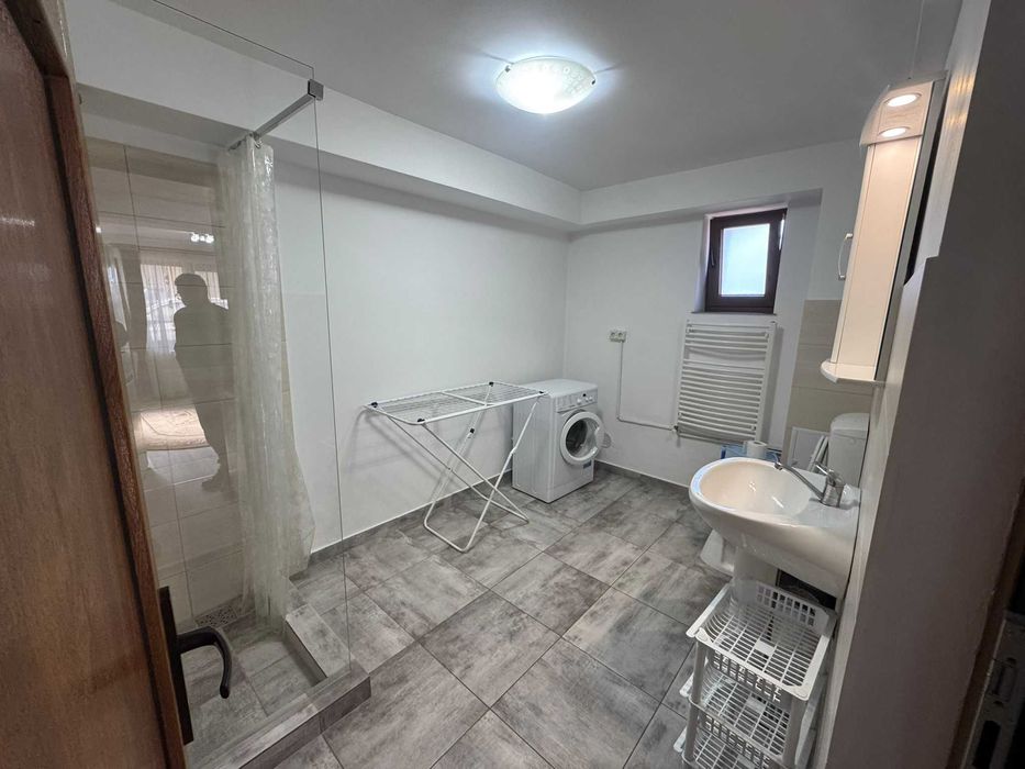 Inchiriez garsoniera de 25mp, zona auchan Iris