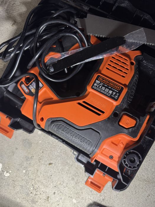 Fierastrau sabie black & decker