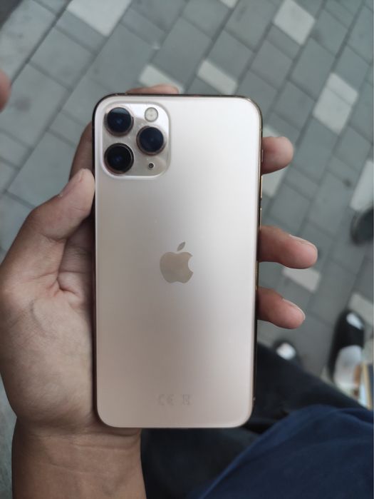 Айфон 11 про 64 гб 81%(стоит защитка)