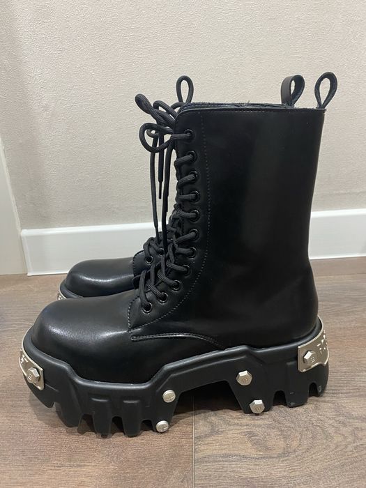 Balenciaga bulldozer