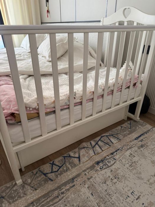 Манеж төсек сатылады, 20000 тг