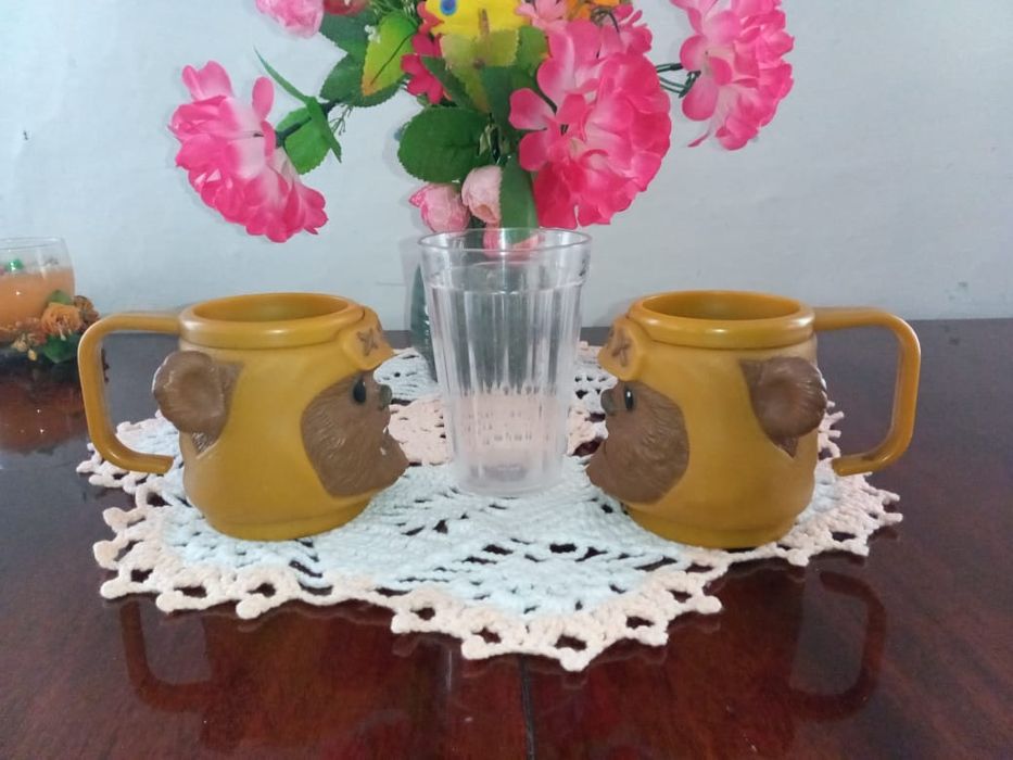 Продам две кружки