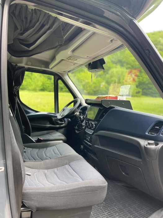 Iveco Daily 2018 – Prelată – 3.0 Diesel 180 CP