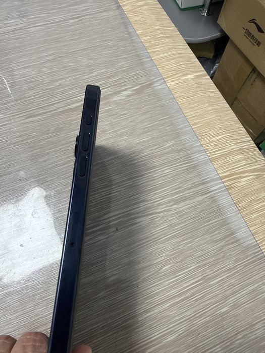 Продам айфон 15 про мах(256)