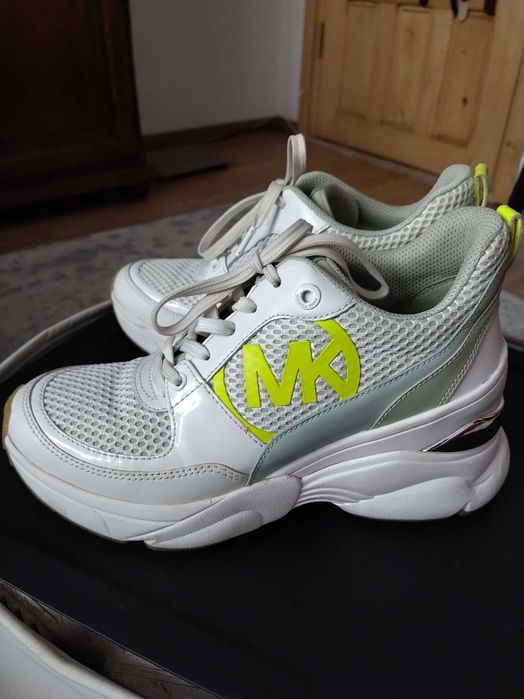 Adidași damă Michael Kors