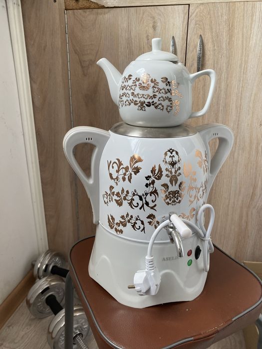 Продам электрический чайник