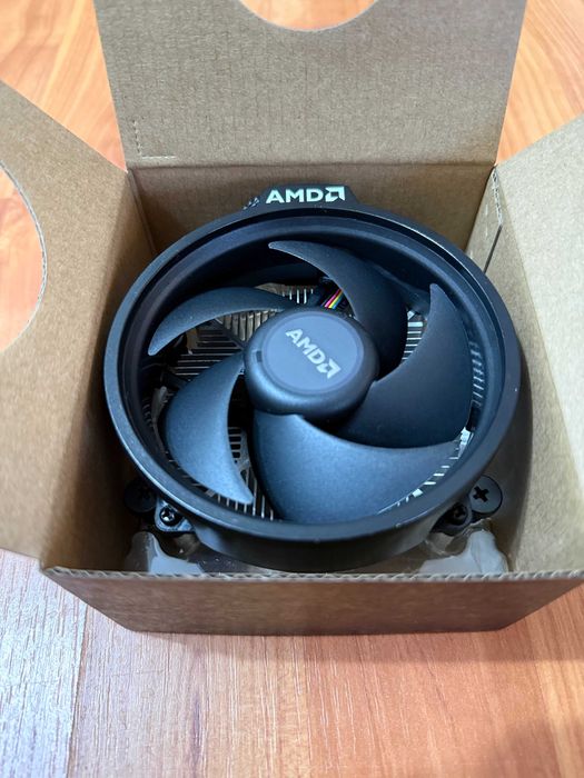 Cooler AMD Wraith Stealth | stock Ryzen | ca nou, nefolosit
