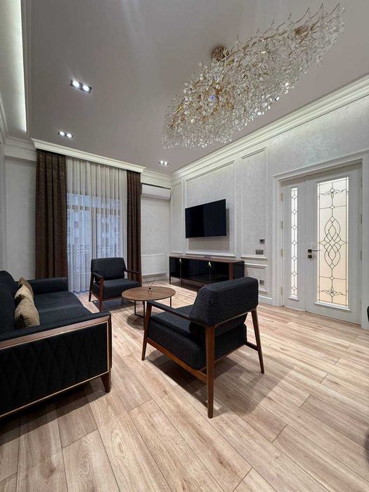 ЖК Бульвар Шайхантахурский район Ор.р: Ташкент Сити Большой охран,двор