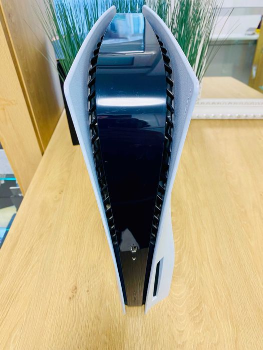 Конзола Playstation PS5, Disc Edition, 825GB, White - CFI-1116