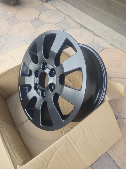 Диск r18 original Prado 250, Land Cruiser 300