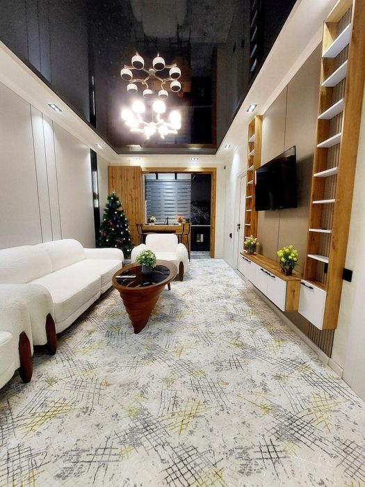 Kvartira sotiladi srochna