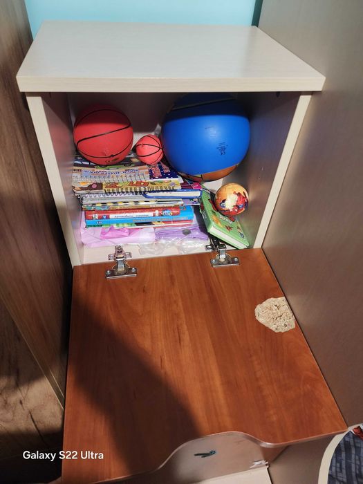 Двуетажно легло + матраци