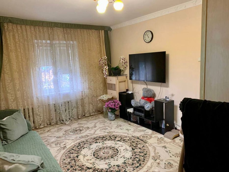 Продаётся квартира в Ул Афросиёб Ор Метро Ойбек