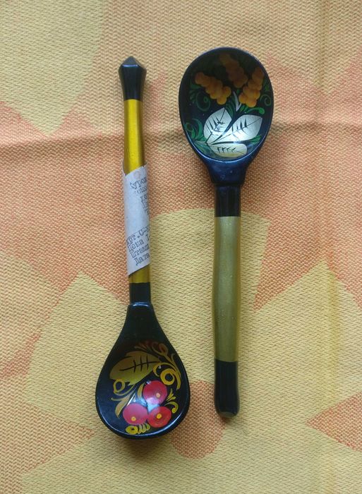 Продавам колекция ПАЛЕХА