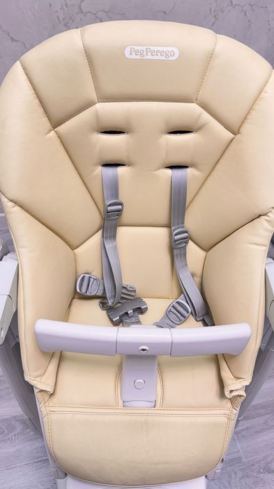 Детский стул для кормления Peg Perego Tatamia