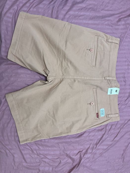 Pantaloni scurti Levi’s Chino
