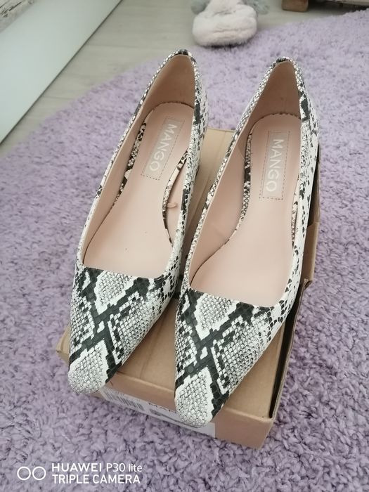 Обувки с ток Mango