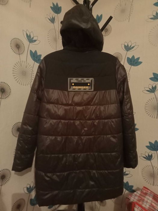 продам куртку демисезонную