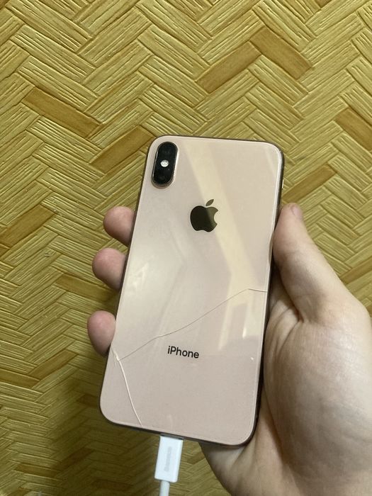 iphone se 2020 // iphone xs 64