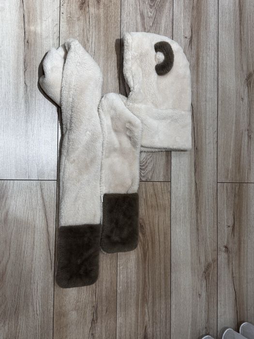 Продается зимний теплый комплект для девочек