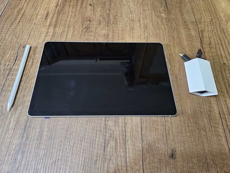 Samsung Tab S10 FE noua