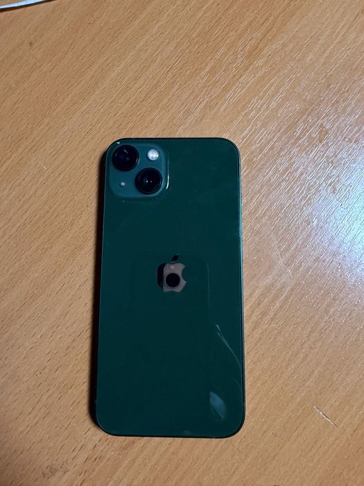 IPhone 13 продаю в хорошем состояний