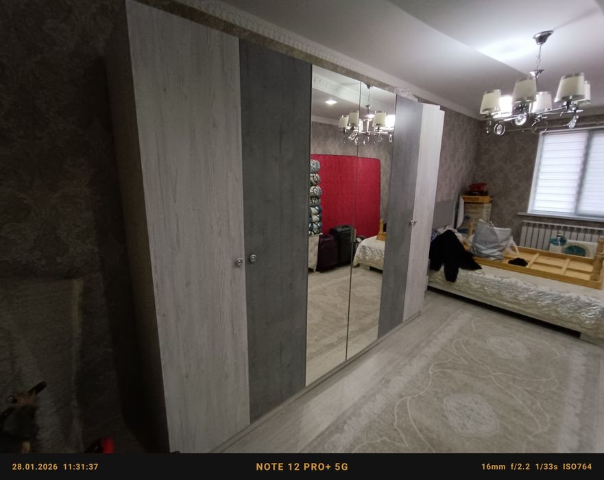 Спальный гарнитур