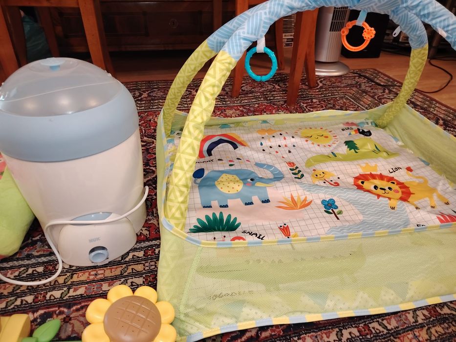 Vând set produse bebe