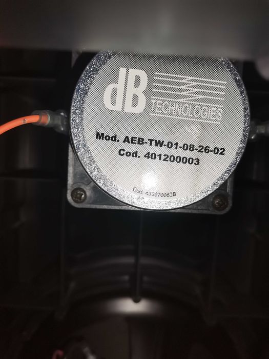 Boxe active DB opera originale, ca și RCF, Diynacord, FBT. Huse stas!