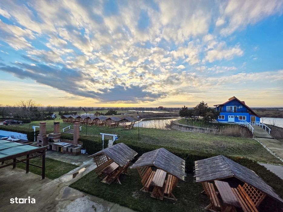 Oportunitate Unica! Teren de 35 Ha la 10E/mp cu Lacuri Medicinale si A