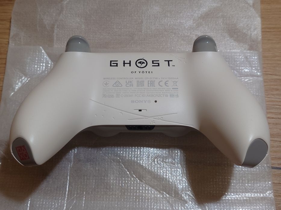 Джойстик Dualsense PS5 -  Ghost of Yotei Black Limited Edition