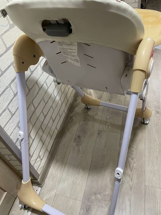 Стул для кормления