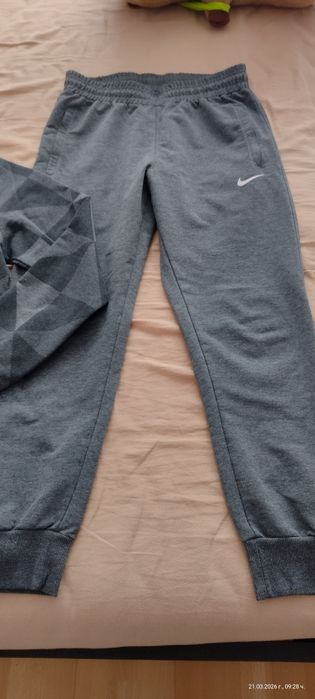 Спортен екип Nike