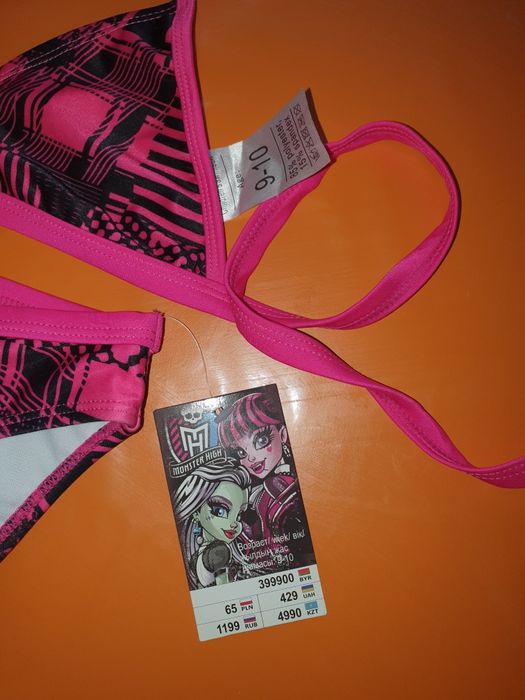 Продам детский купальник. Для девочек.