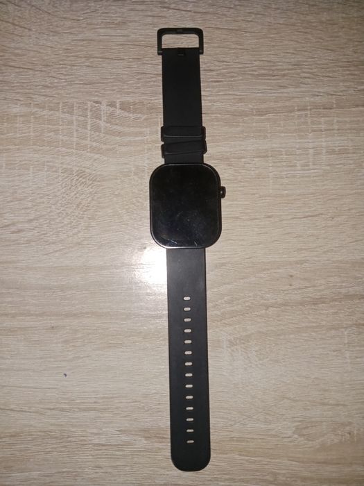 Часы смарт продам Алматы.