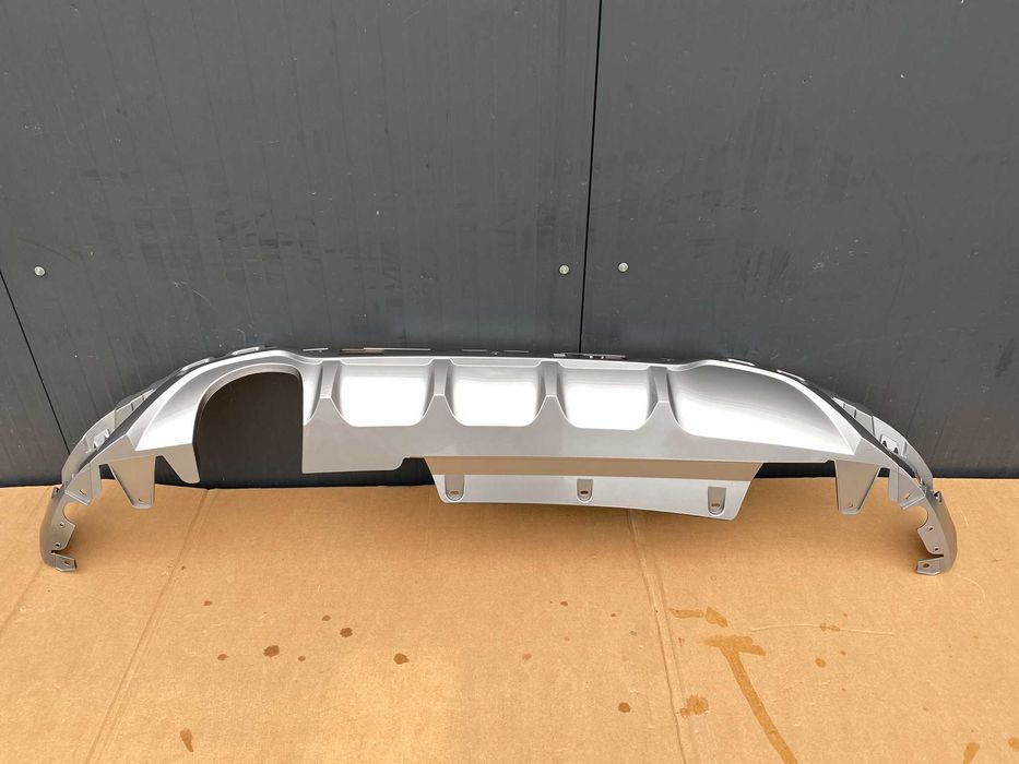 Spoiler inferior bara spate nou Renault Megane 4 hatchback gt line