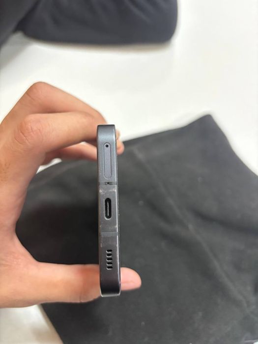 Продам Nothing 1