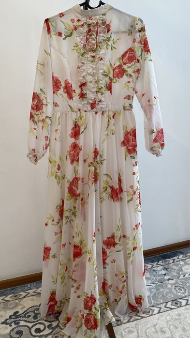 продается платье