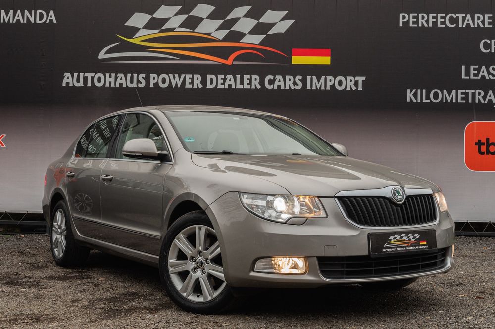 Skoda Superb -aut - scaune incalzite - senzori parcare - credit auto