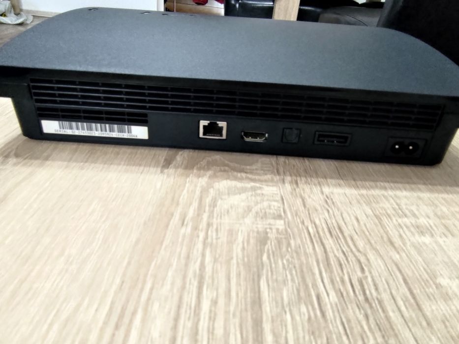 Ps3 slim + maneta + joc