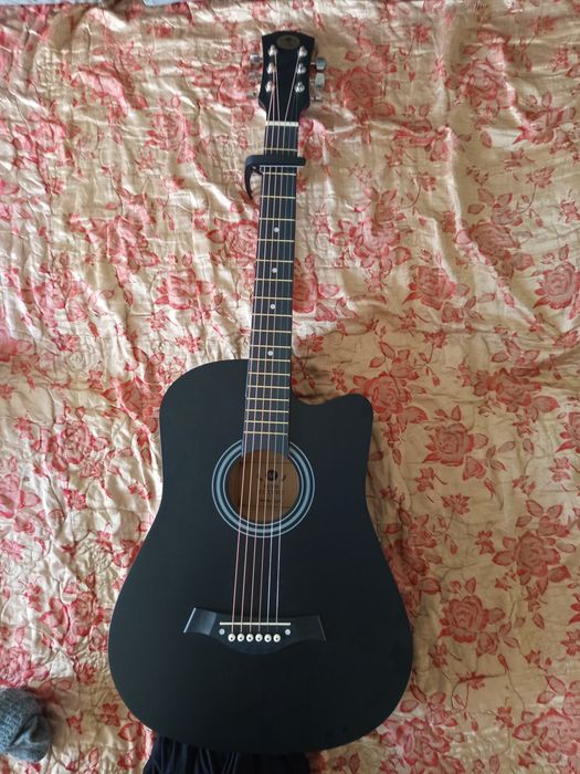 Продам гитара 38см