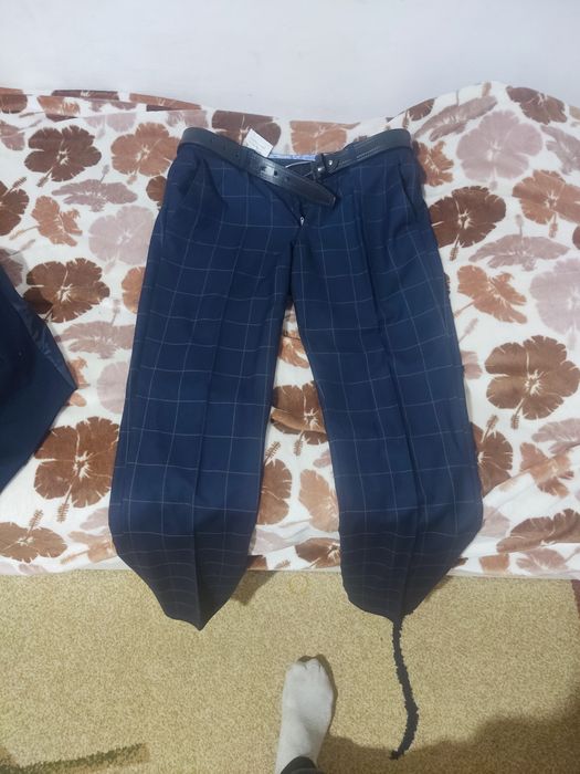 Продам кастюм 3-ойка