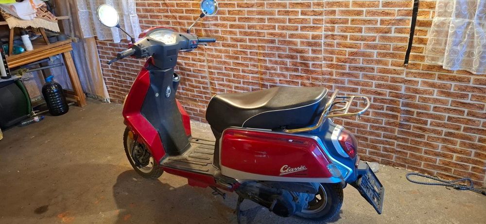 Мотоциклет Generic classic