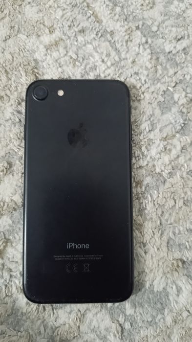 Айфон 7  32 гб.