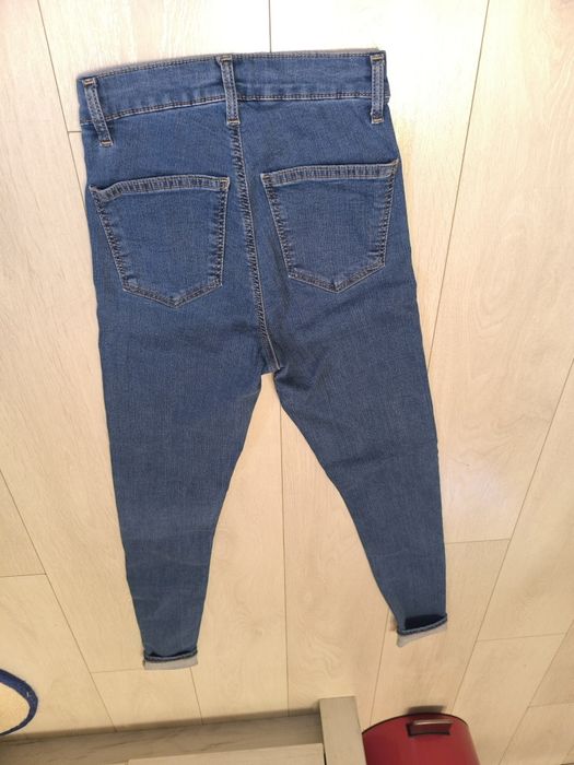 Нови дамски дънки ХС размер