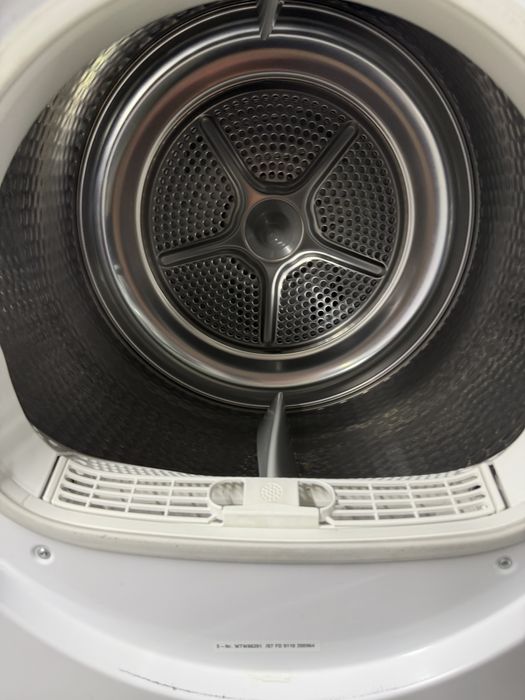 Сушилня Bosch 7кг А+++ термопомпа Germany Гаранция