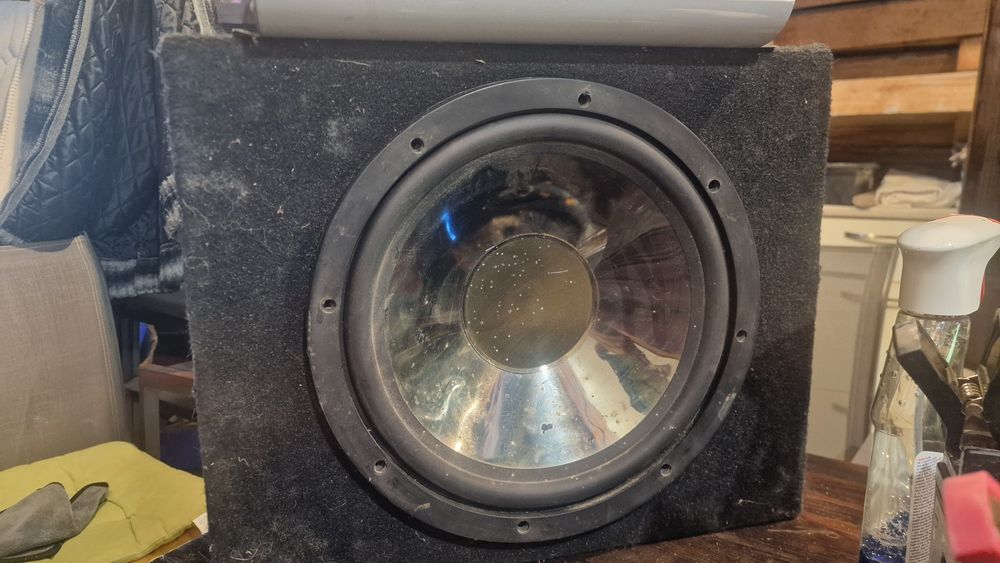 Vând amplificator auto